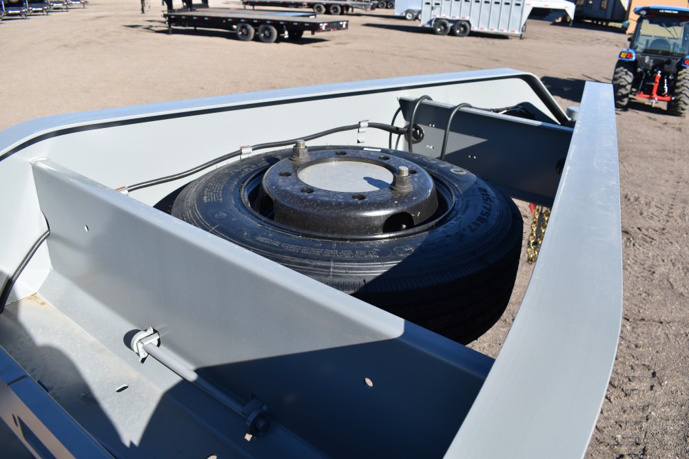 Double A 102"X32' 30K deck over gooseneck trailer, hydraulic jacks, LED work lights