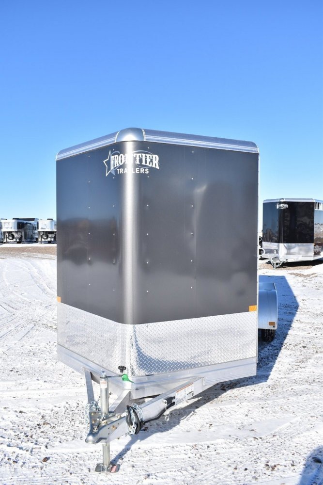 Frontier COLT3HLSLITEWD 7K, 6'8"wide 7' Tall 3 horse slant load horse trailer, tack room w/ swing ou