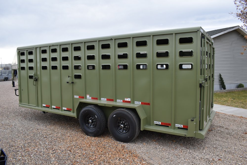 Eagle X - 7'X20' 14K Gooseneck livestock trailer, Steel punched hole sides
