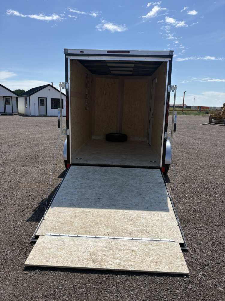 Haulmark 6'X10' 3.5K cargo trailer, ST205/75R15 Radial tires, spare tire