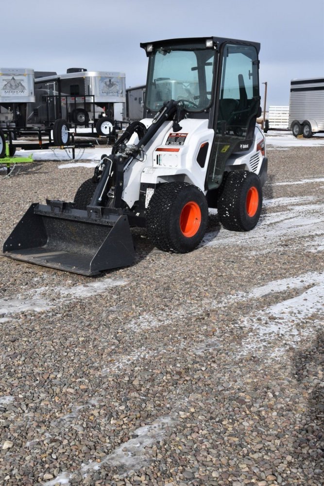 Bobcat L28 mini loader 2023 model year