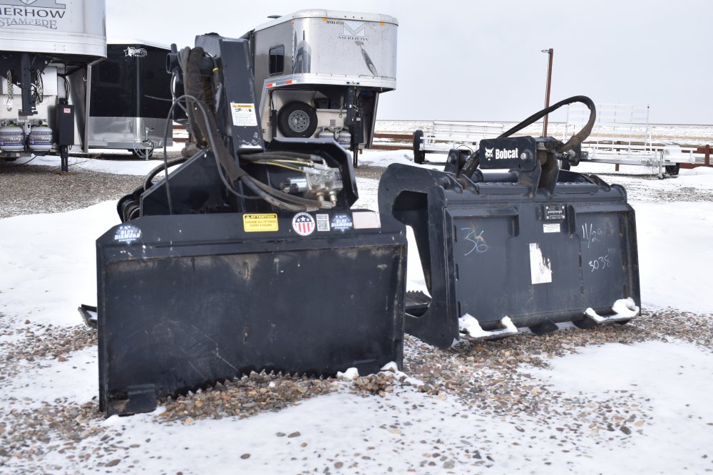 Bobcat L28 mini loader 2023 model year