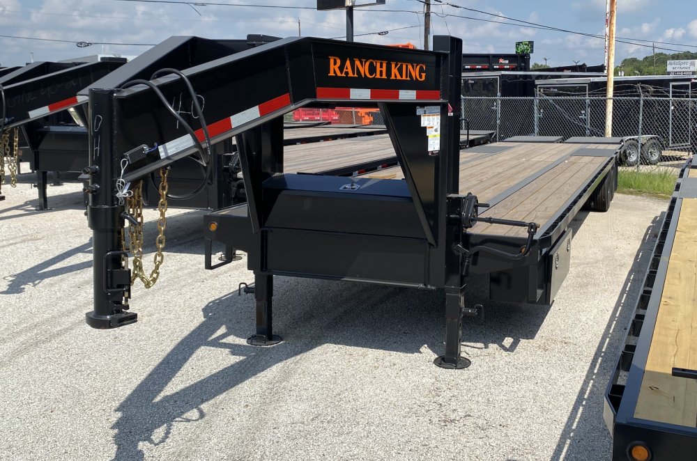 102"x40' Ranch King Gooseneck