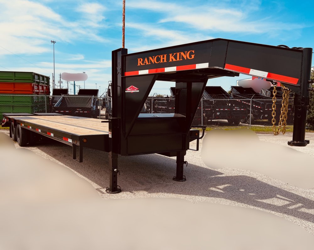 102"x32' Ranch King Gooseneck