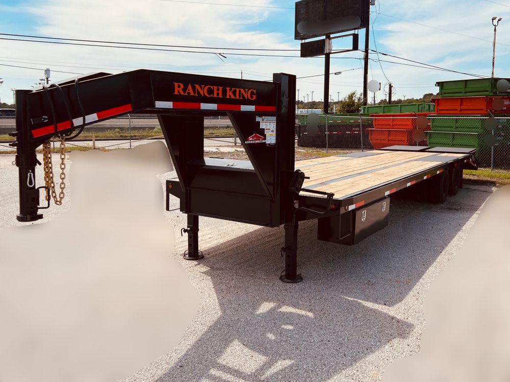 102"x32' Ranch King Gooseneck