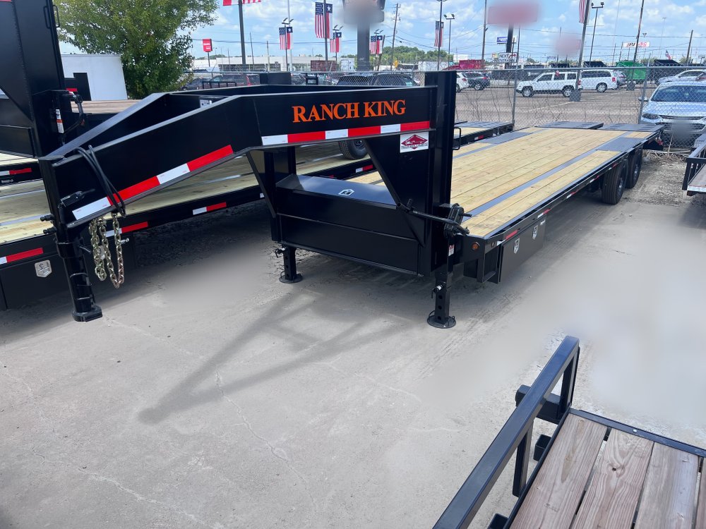 102"x40' Ranch King Gooseneck