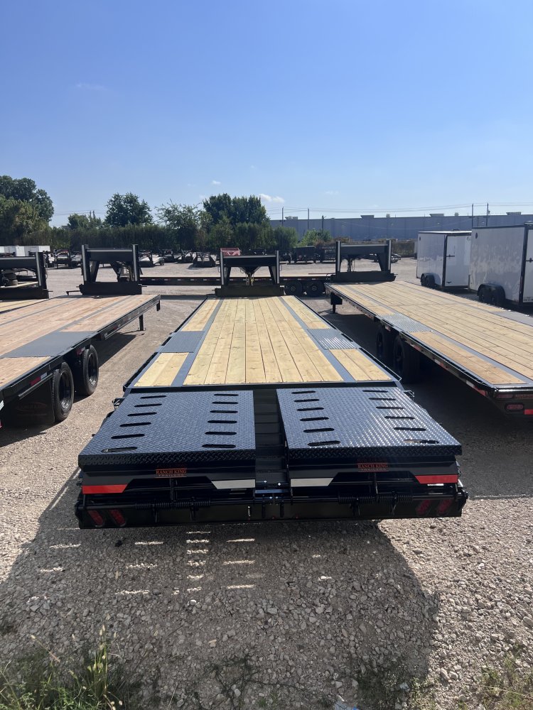 102"x40' Ranch King Gooseneck