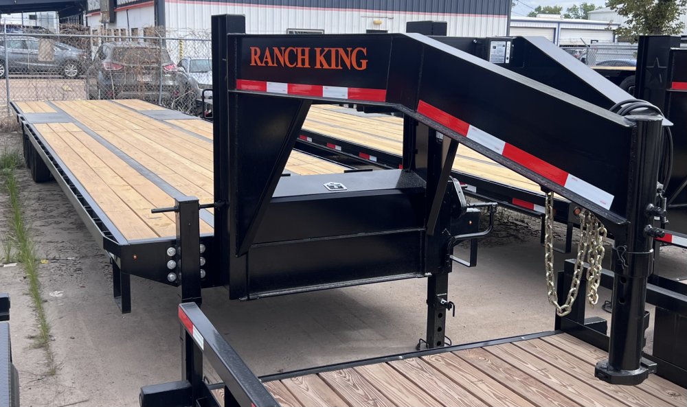 102"x39' Ranch King Gooseneck