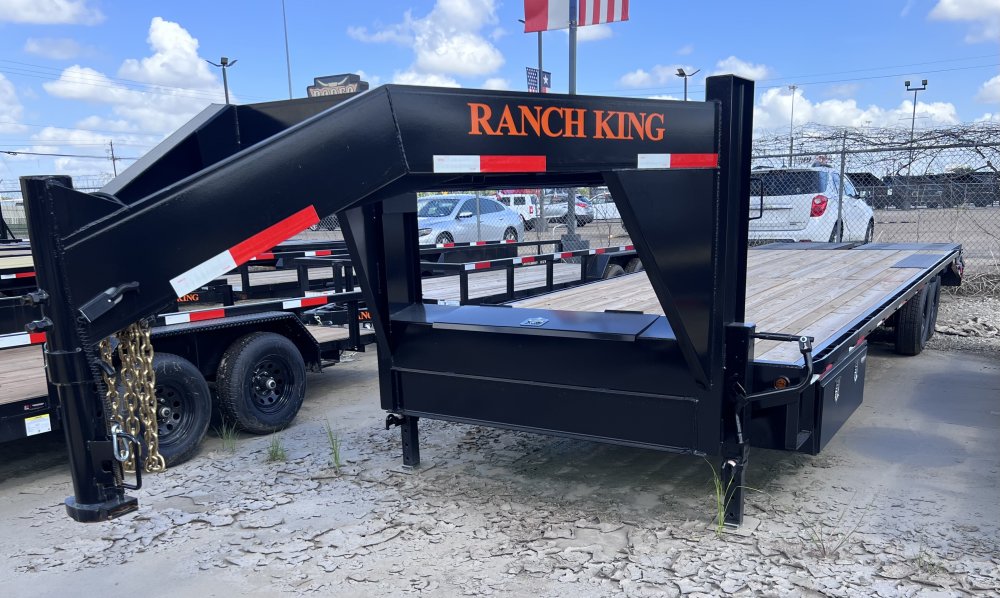 102"x28' Ranch King Gooseneck