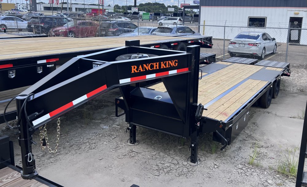 102"x25' Ranch King Gooseneck