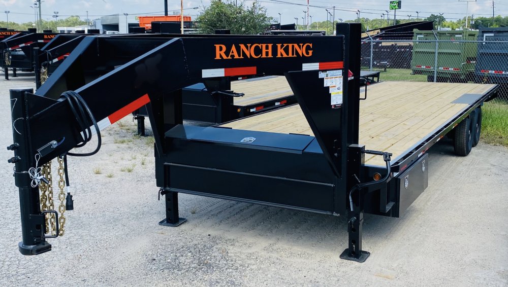 102"x28' Ranch King Gooseneck