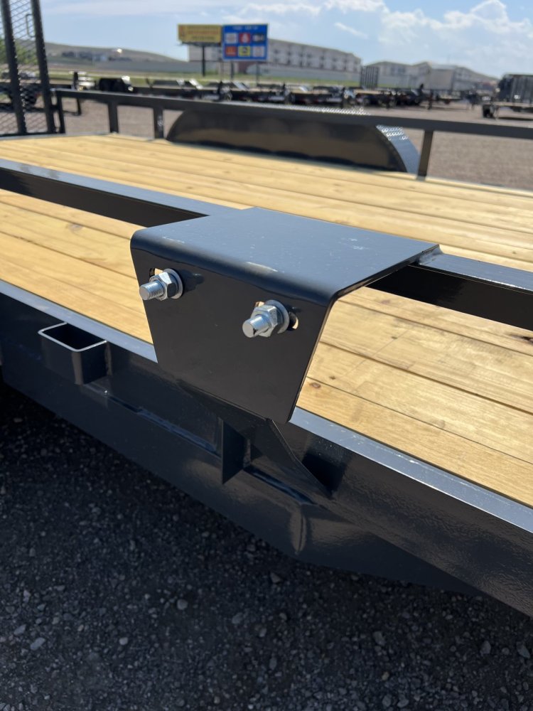 83"x16' Lamar Utility