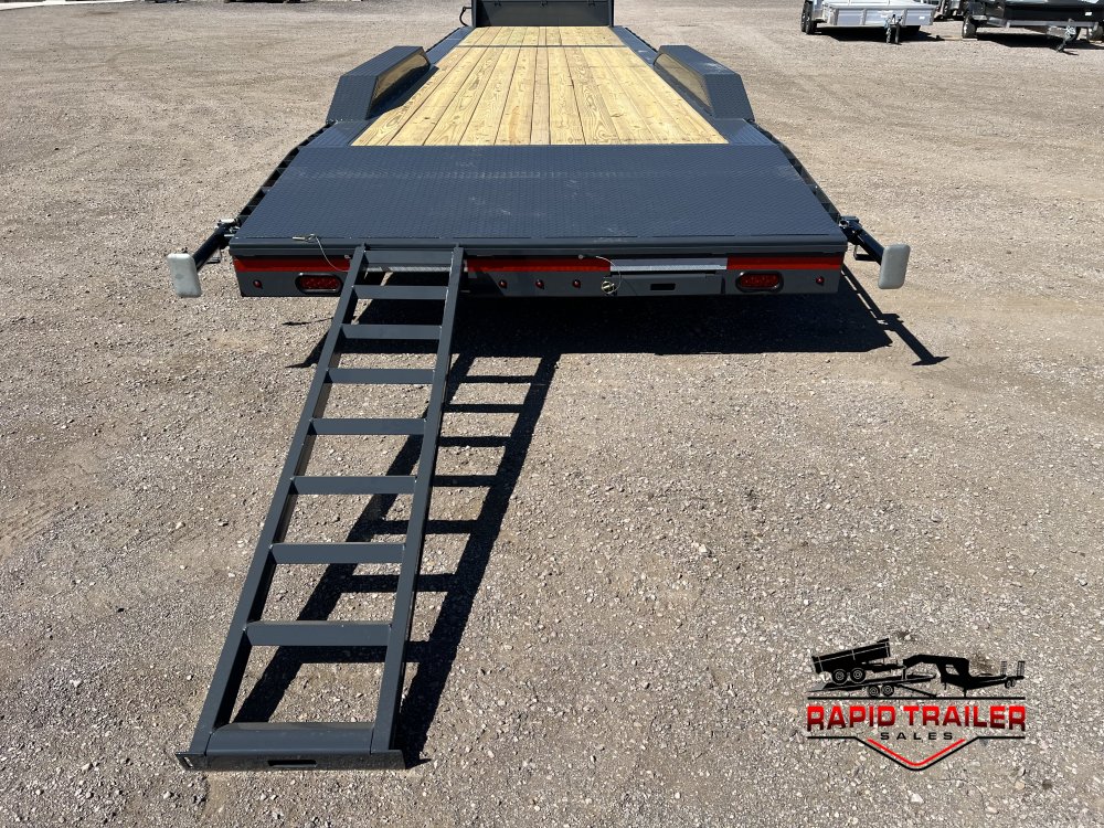 102"x36' Lamar Trailers Equipment