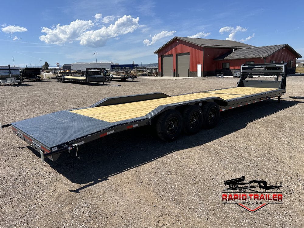 102"x36' Lamar Trailers Equipment