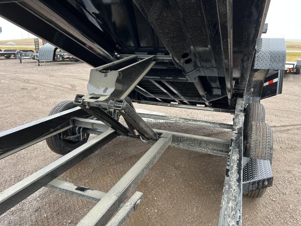 83"x14' Load Trail Dump