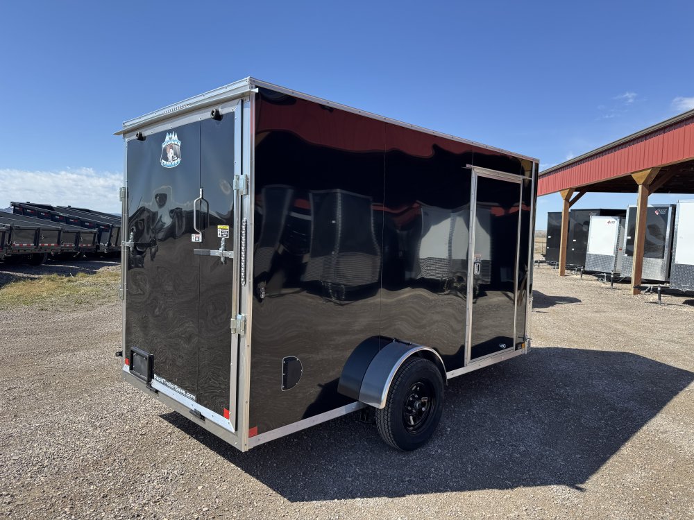 6'x12' R & M Mfg. Inc Enclosed Cargo