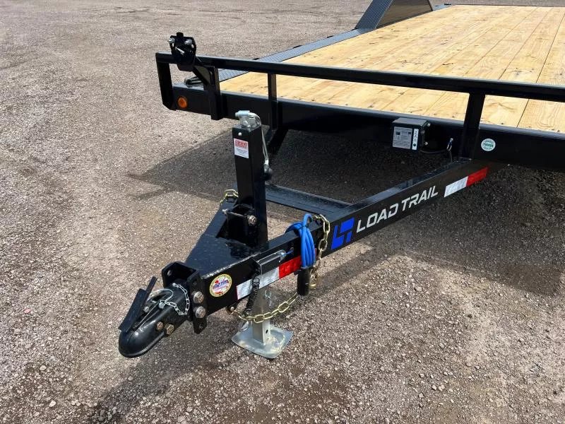 x Load Trail Equipment