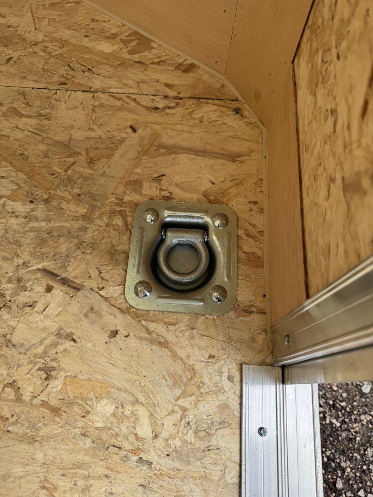 6'x12' Cross Enclosed Cargo