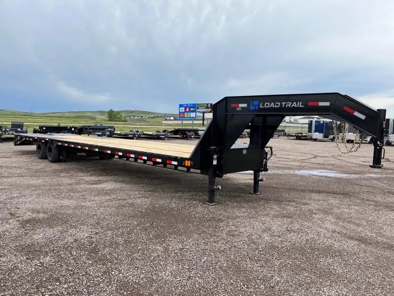 x Load Trail Equipment