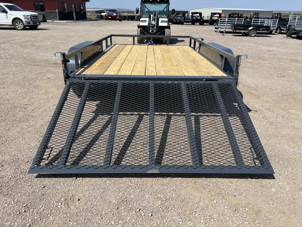 83"x12' Lamar Utility