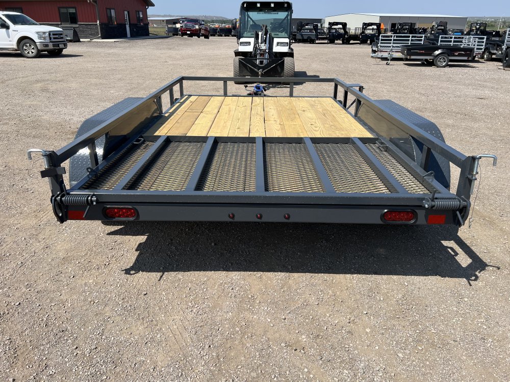 83"x12' Lamar Utility