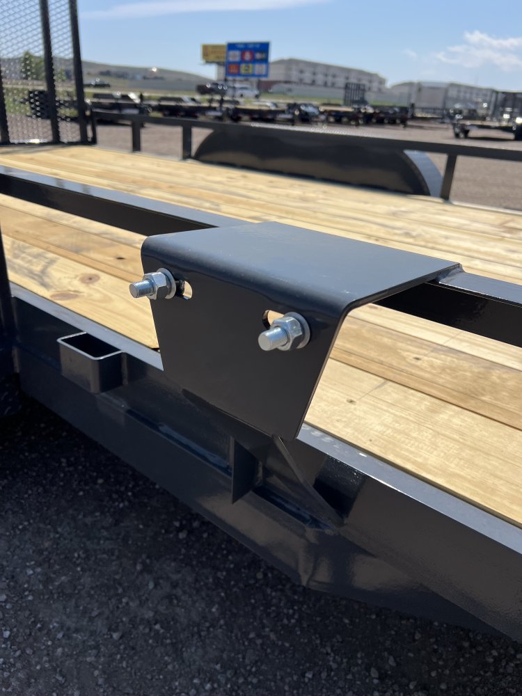 83"x16' Lamar Utility