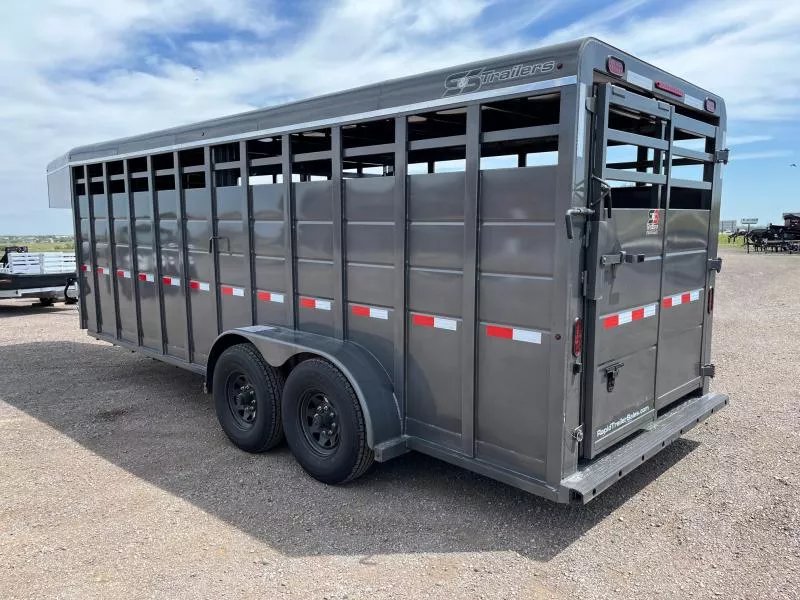 x S&S Manufacturing Livestock