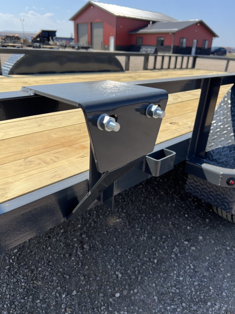 83"x16' Lamar Utility