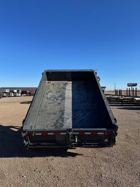 x Lamar Trailers Dump