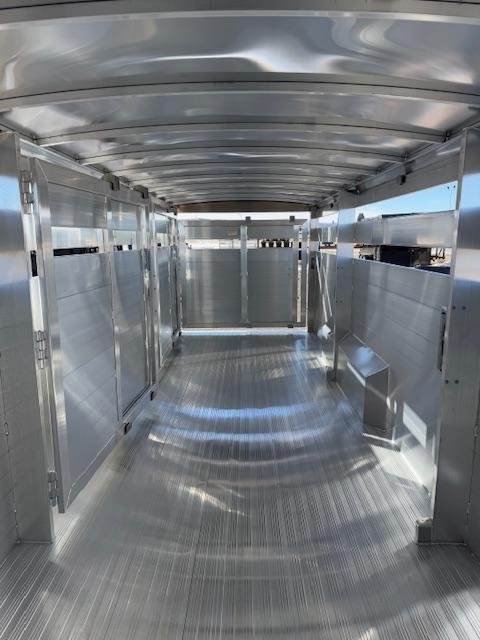 x Hillsboro Industries Livestock