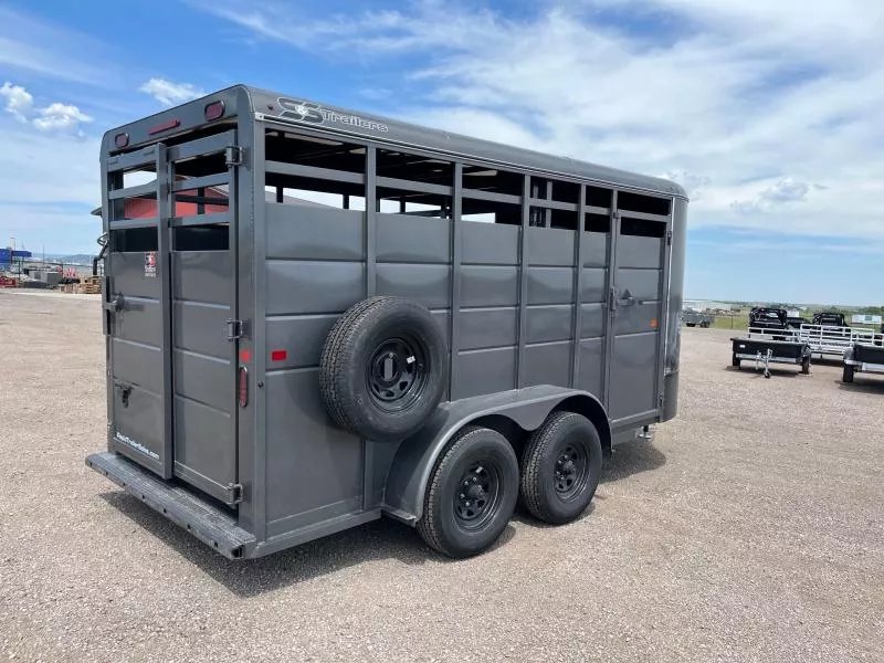 x S&S Manufacturing Livestock