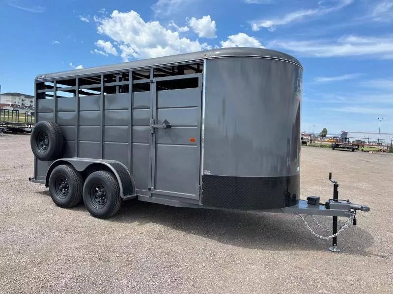 x S&S Manufacturing Livestock