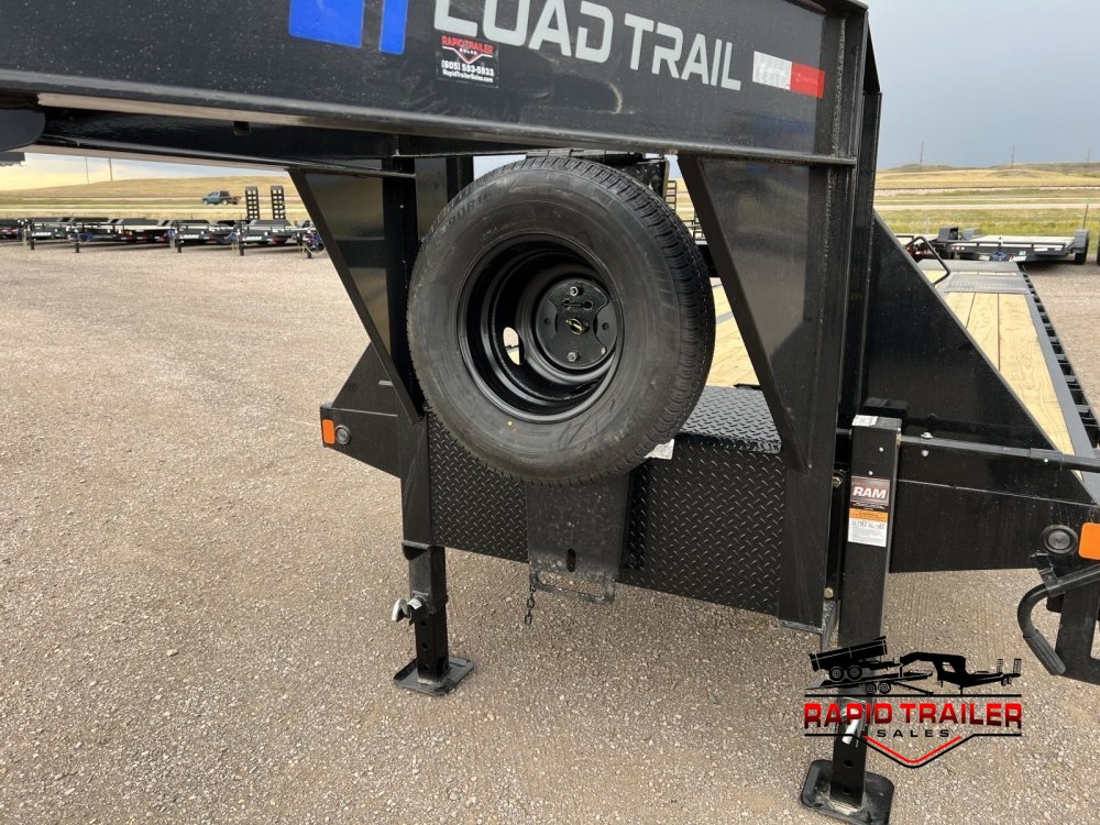 102"x32' Load Trail Equipment