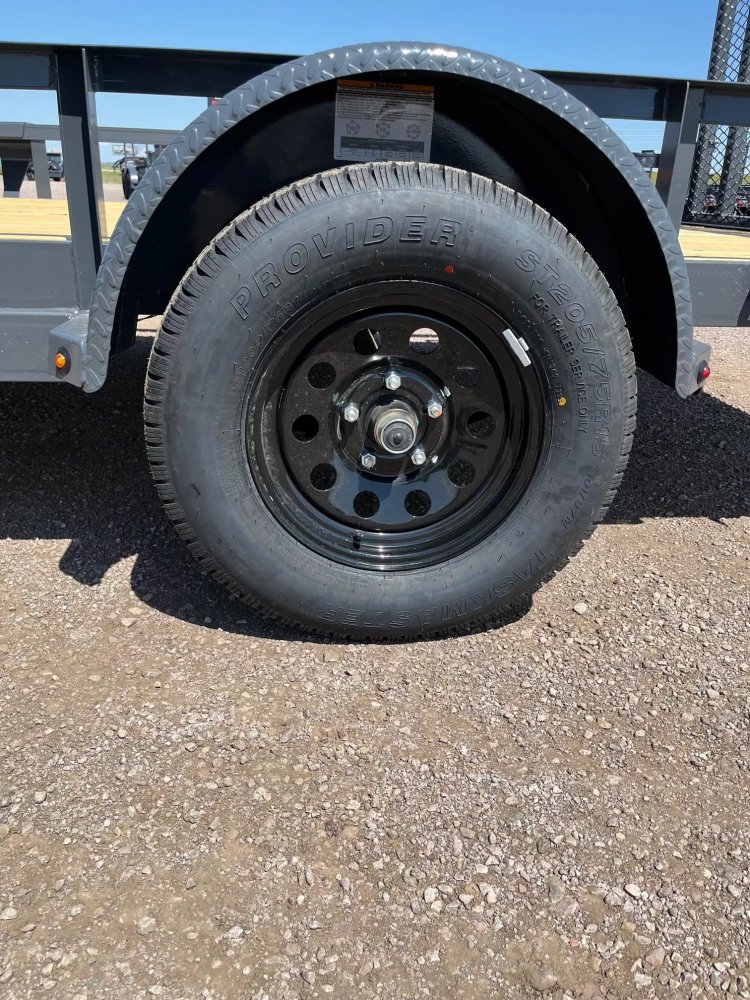 x Lamar Trailers Utility