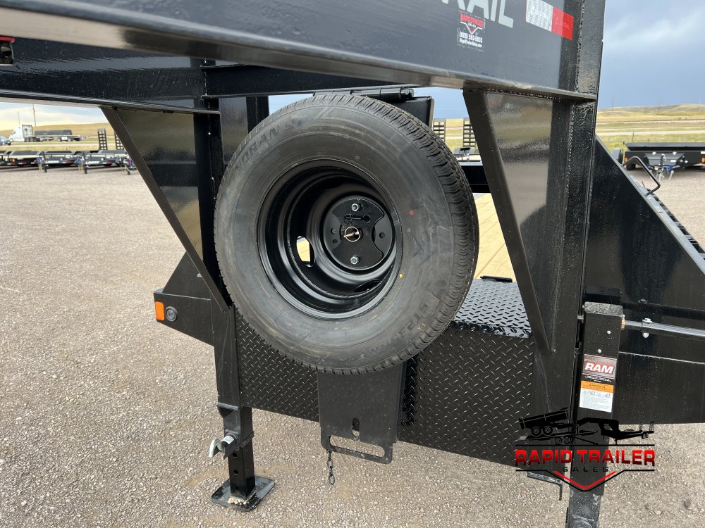 102"x25' Load Trail Equipment