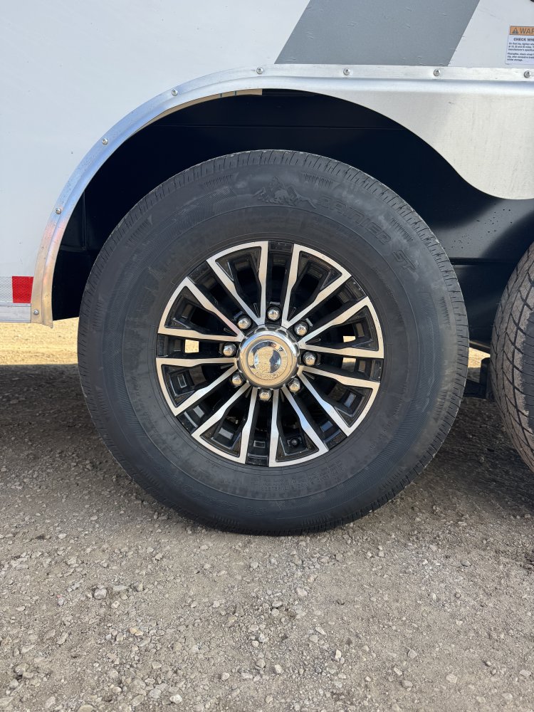 8.5'x32' AERO Enclosed Cargo