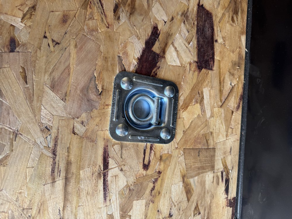 8.5'x32' AERO Enclosed Cargo