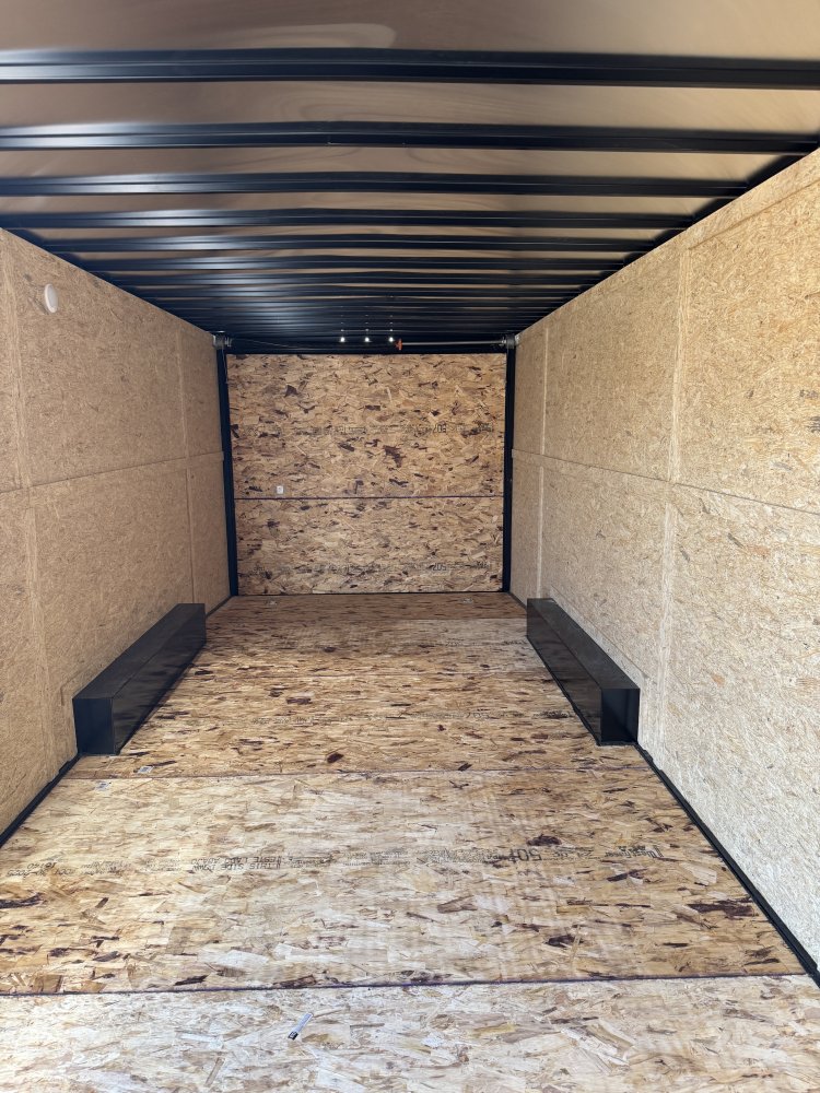 8.5'x32' AERO Enclosed Cargo