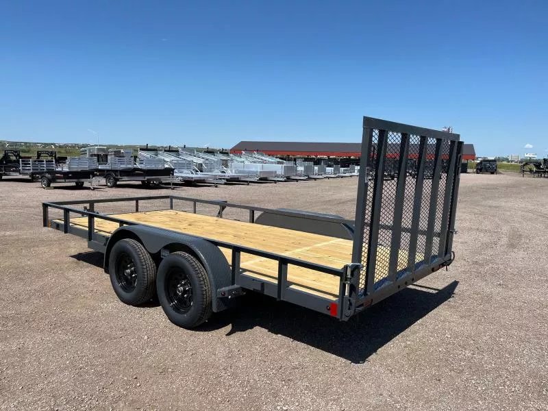 x Lamar Trailers Utility