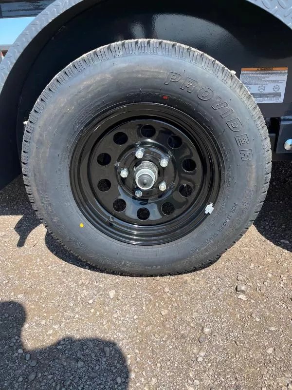 x Lamar Trailers Utility