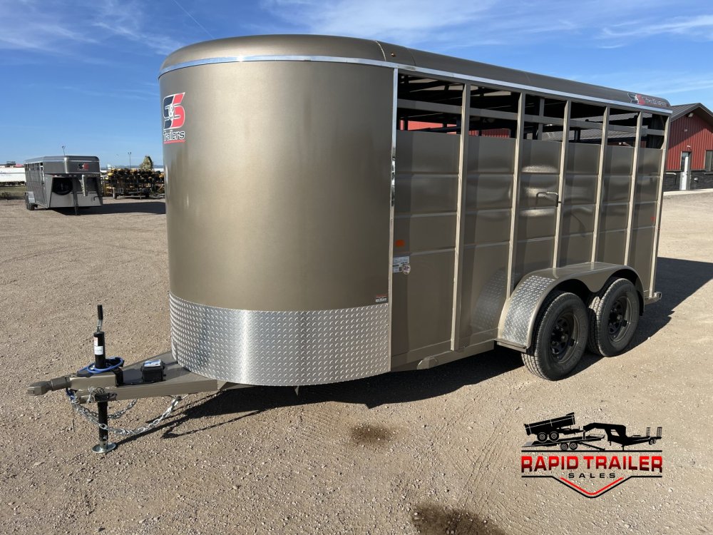 2027 S&S 72X16 10K LIVESTOCK TRAILER