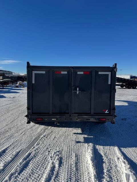 x Lamar Trailers Dump