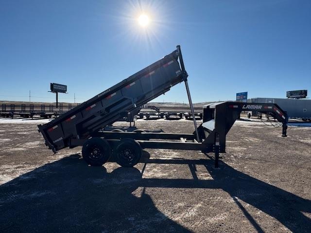 x Lamar Trailers Dump