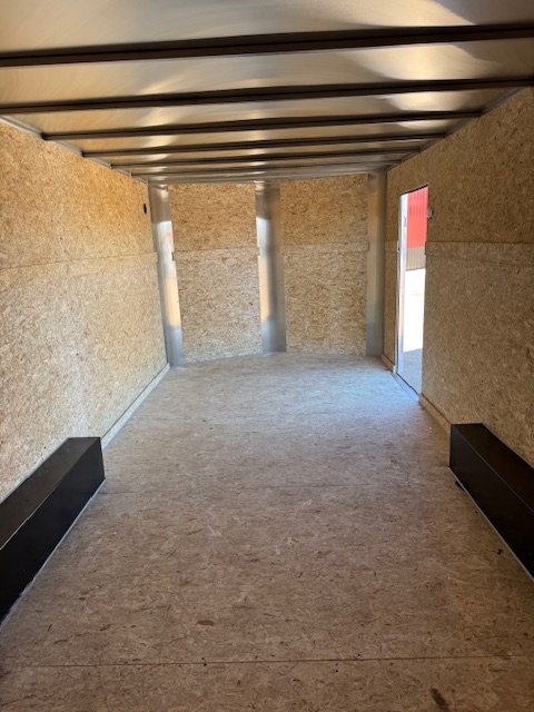 8.5'x20' R & M Mfg. Inc Enclosed Cargo