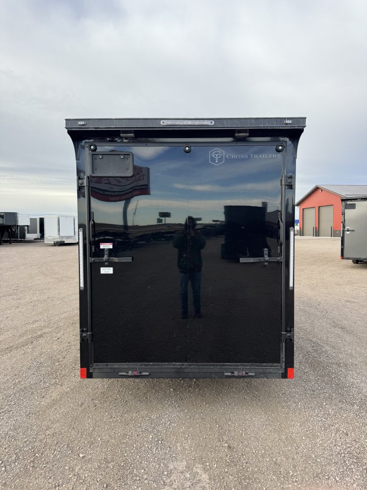 6'x12' Cross Enclosed Cargo