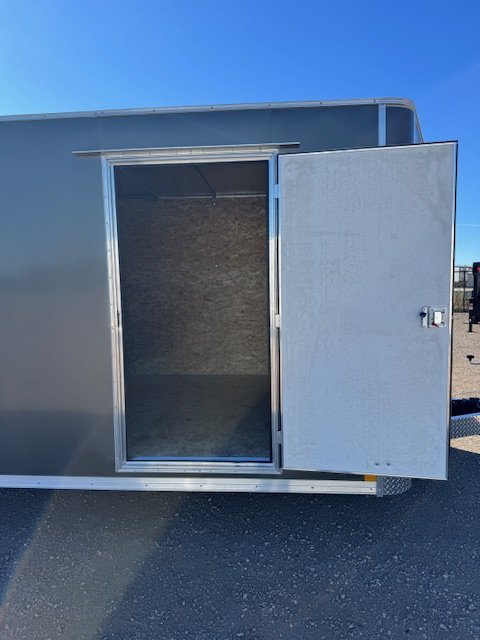 8.5'x24' R & M Mfg. Inc Enclosed Cargo