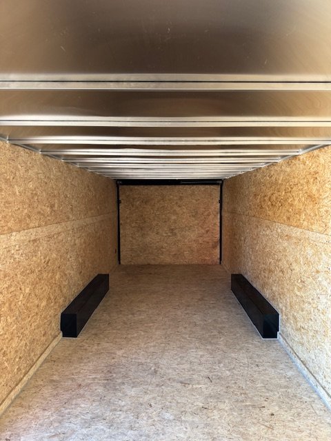 8.5'x24' R & M Mfg. Inc Enclosed Cargo