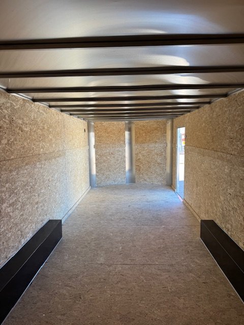 8.5'x24' R & M Mfg. Inc Enclosed Cargo
