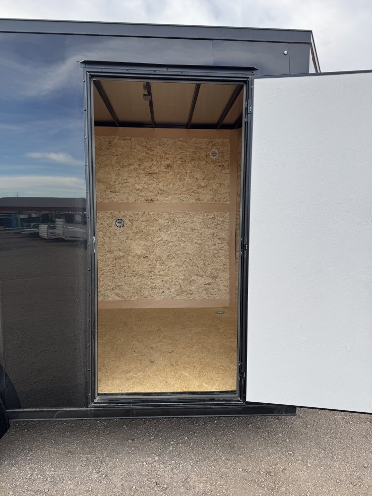 7'x14' Cross Enclosed Cargo