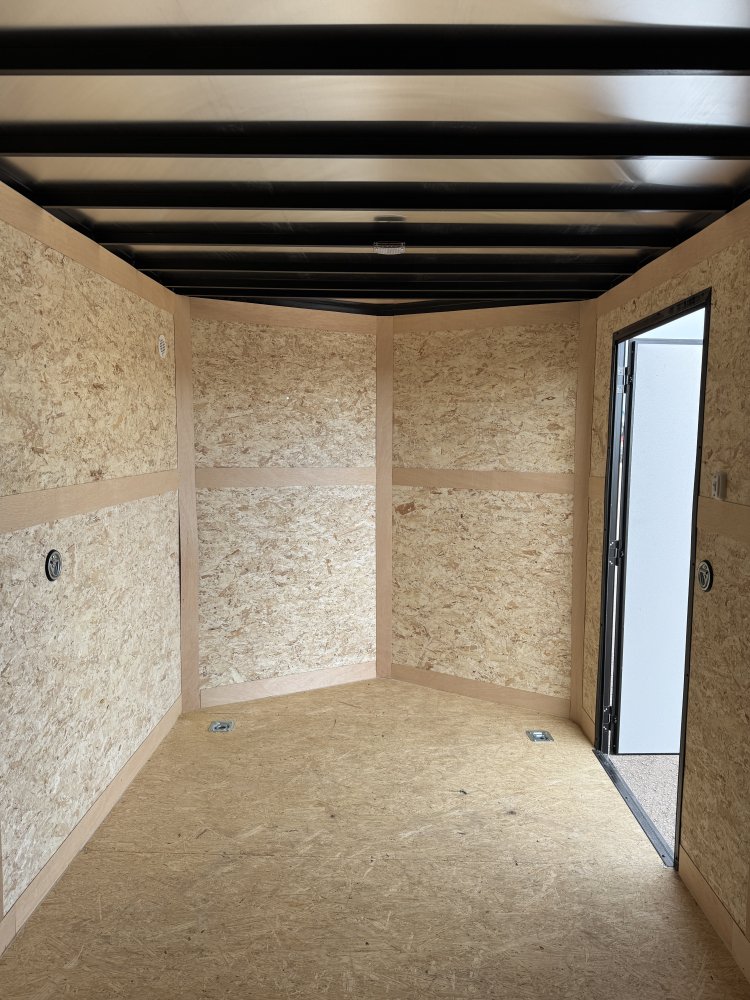 7'x14' Cross Enclosed Cargo